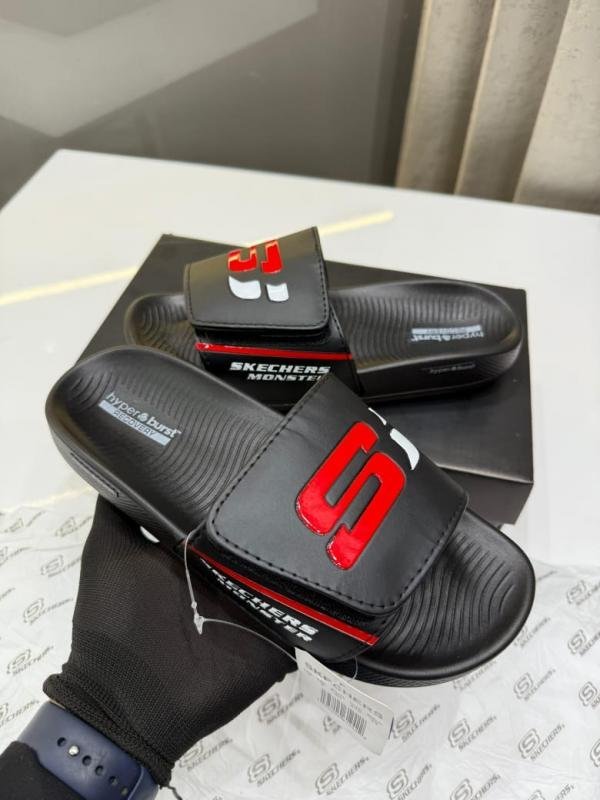 Skechers Black