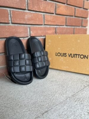 Louis Vuitton Waterfront Mules Chex Maxi Damier Rubber Black Slide
