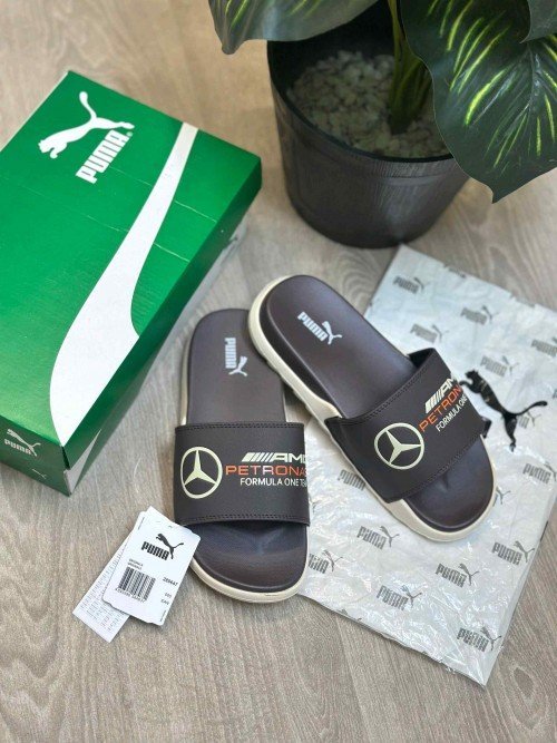 Pum.a Mercedes AMG Petronas Soft Comfort Premium Brown Beige Slides