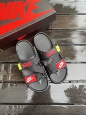 Nik_e Cinza Slide Black