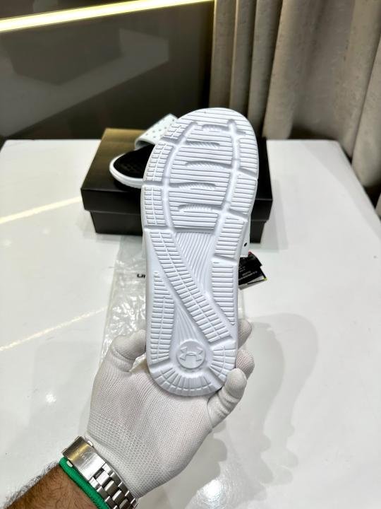 Under Armo Slide white - Image 3