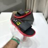 Under Armo Slide Red black