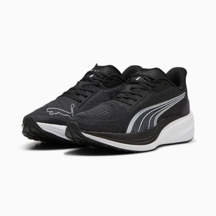 Pumma Darter Pro trainers in black