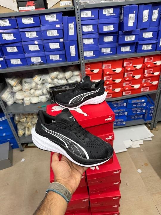 Pumma Darter Pro trainers in black - Image 2