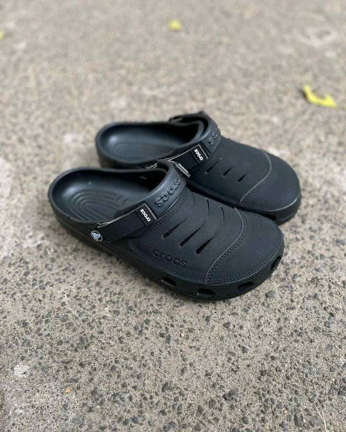 Crocss Yukon Vista Clog Full Black - Image 2