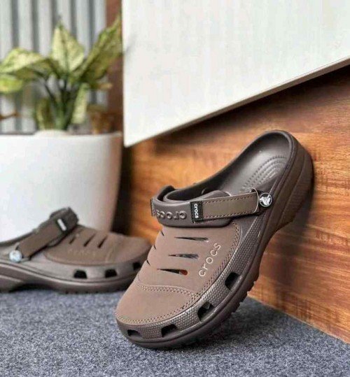 Crocss Yukon Vista Deep Brown Clogs - Image 2