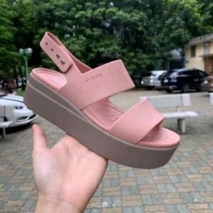 Crocss Brooklyn Womens Wedge Sandals pink