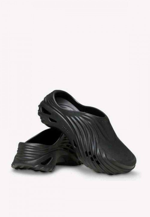 CrocsS Echo Wave Clogs All Black