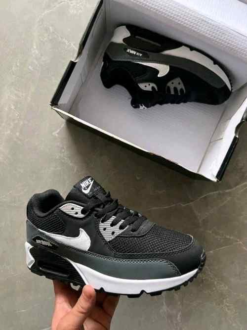 Nikkee AirMax 90 Essential Blackwhite - Image 2